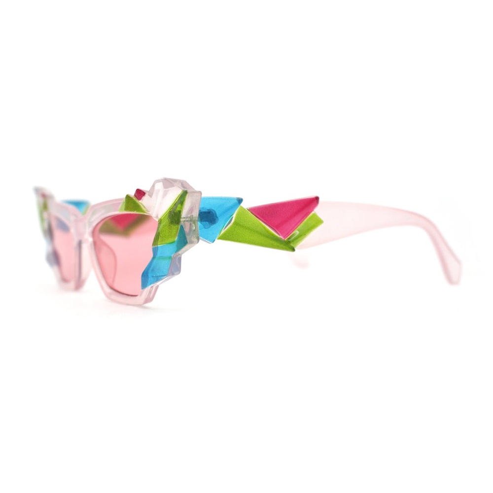 Women's Classy Elegant Modern Retro Cat Eye SUN GLASSES Unique Funky Green Frame - Picture 2 of 4